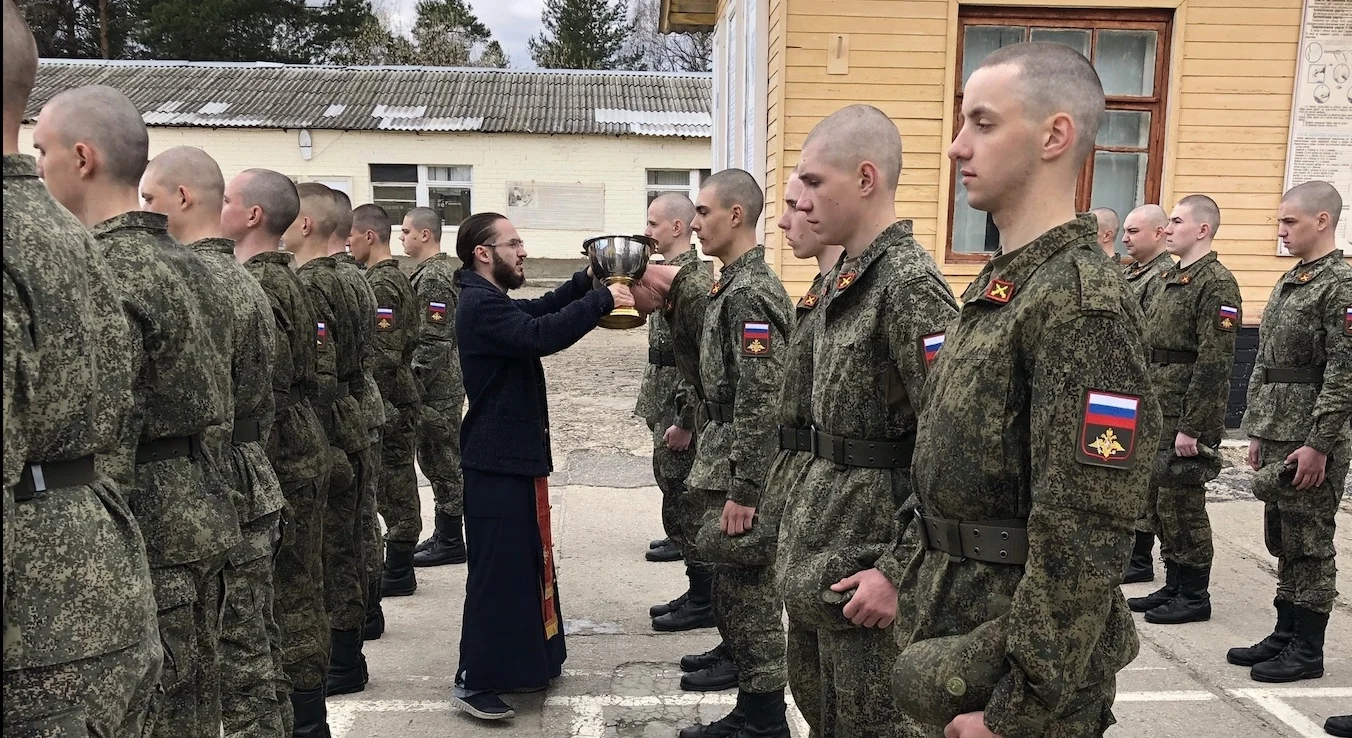 Присяга новобранцев: с молитвой на начало пути