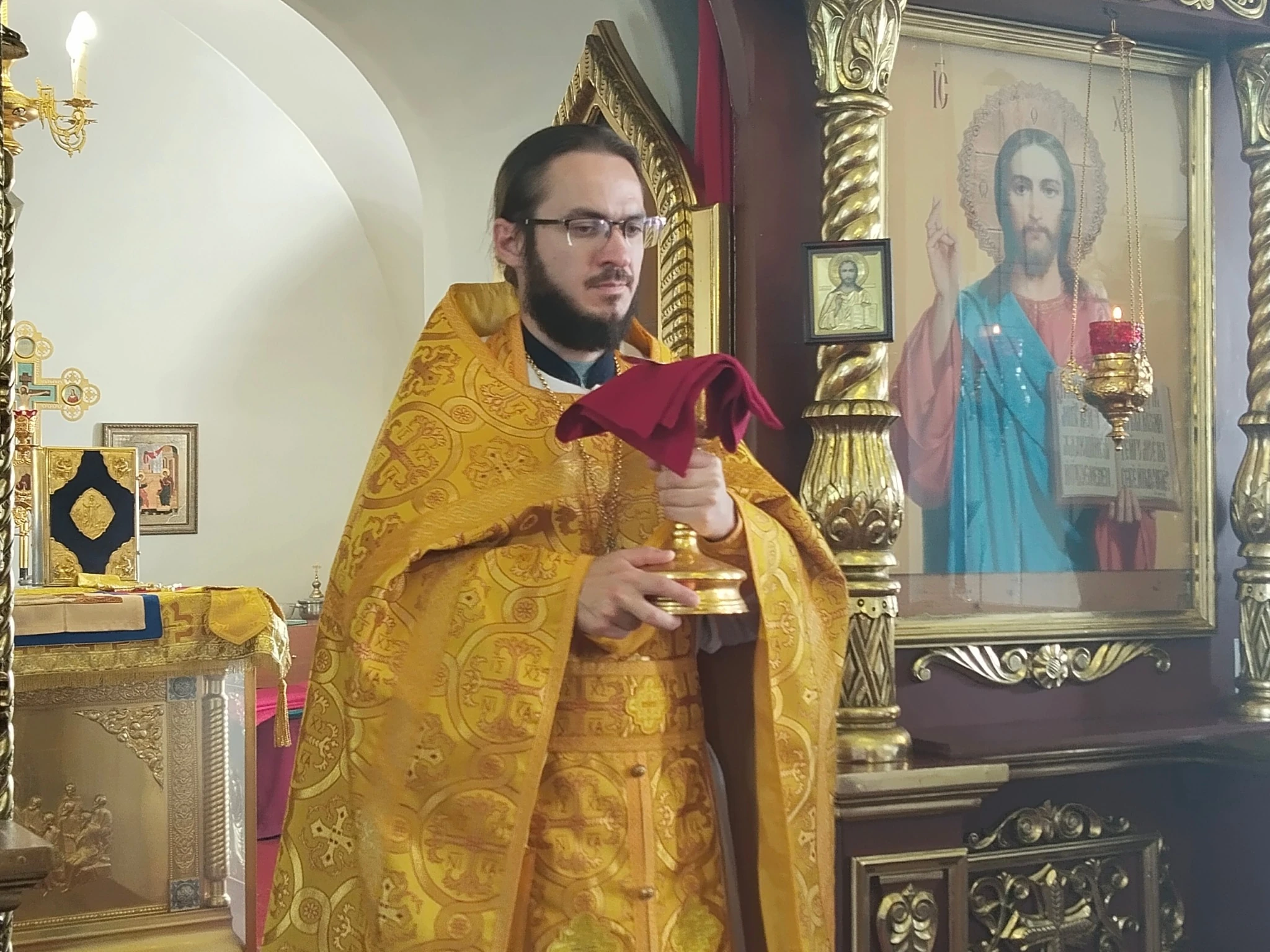Божественная Литургия в день памяти Оптинских старцев