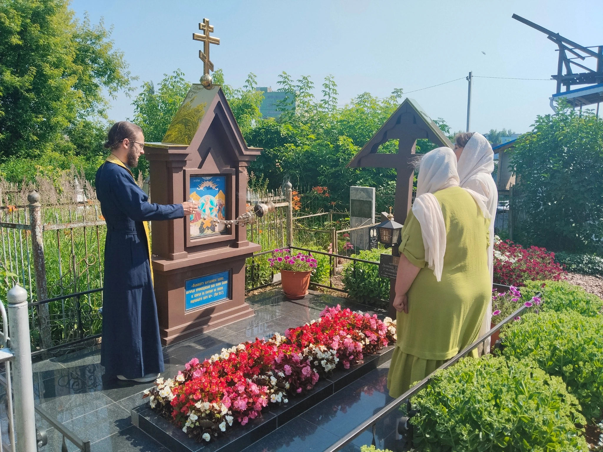 Божественная Литургия в день памяти Оптинских старцев