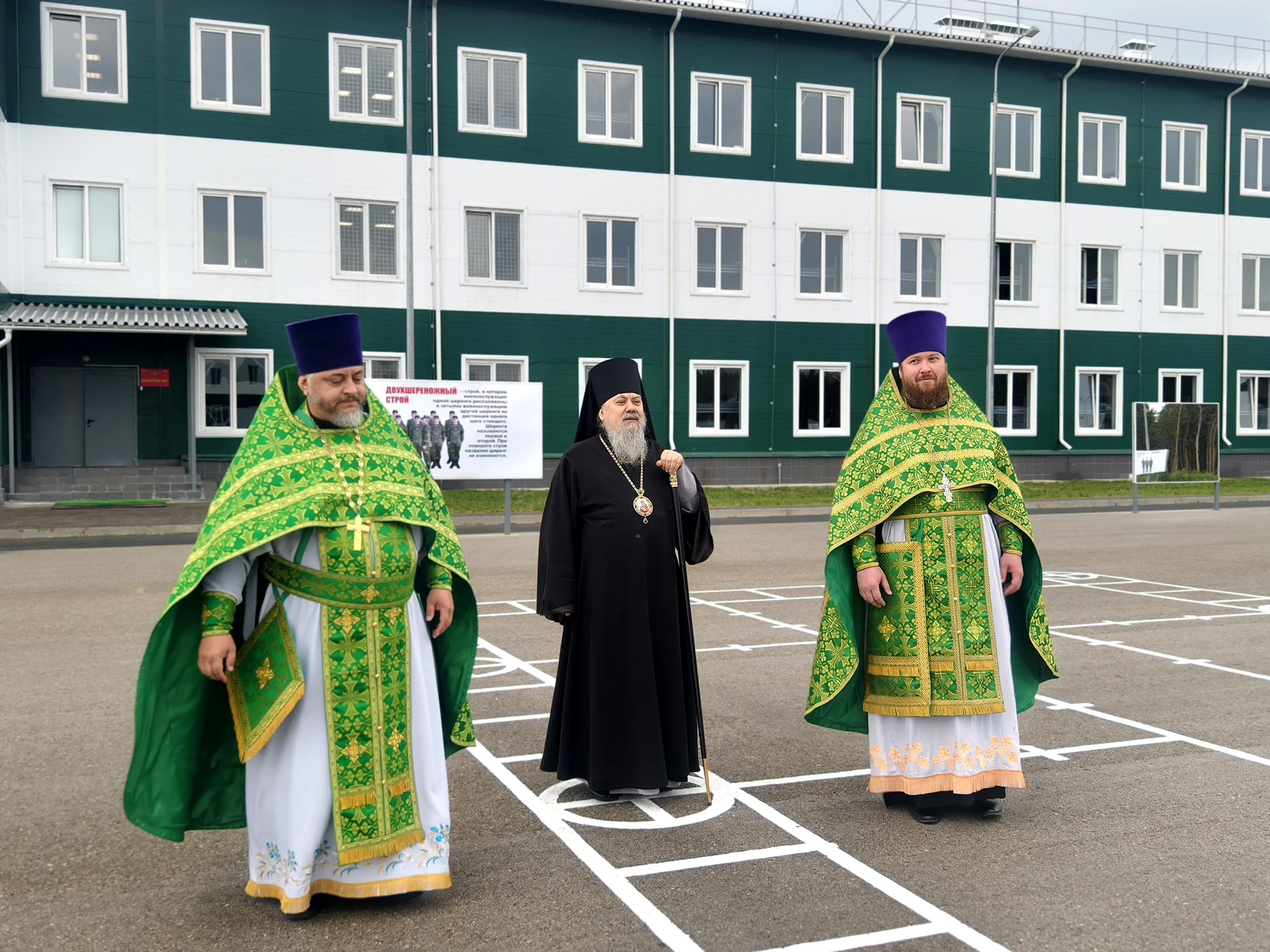 Архиерейская Литургия в воинской части поселка Мулино